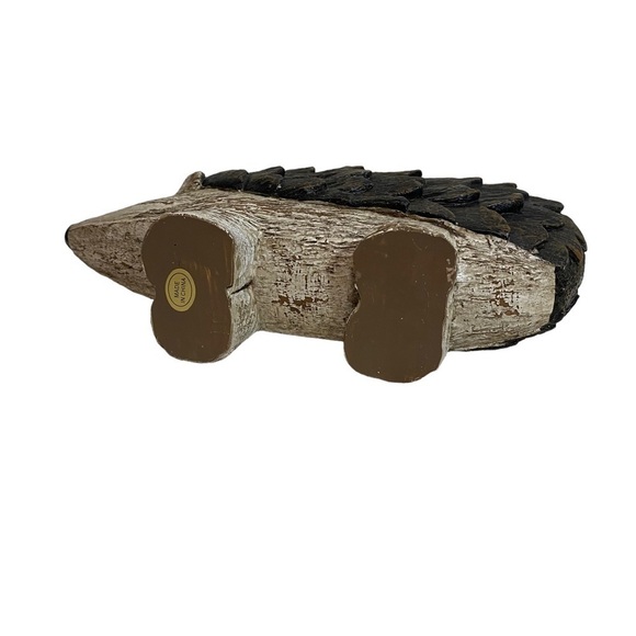 KIRKLANDS - WOODEN PORCUPINE - EXCELLENT CONDITION - JUST ROTATING SOME DECOR S8 - Picture 5 of 5